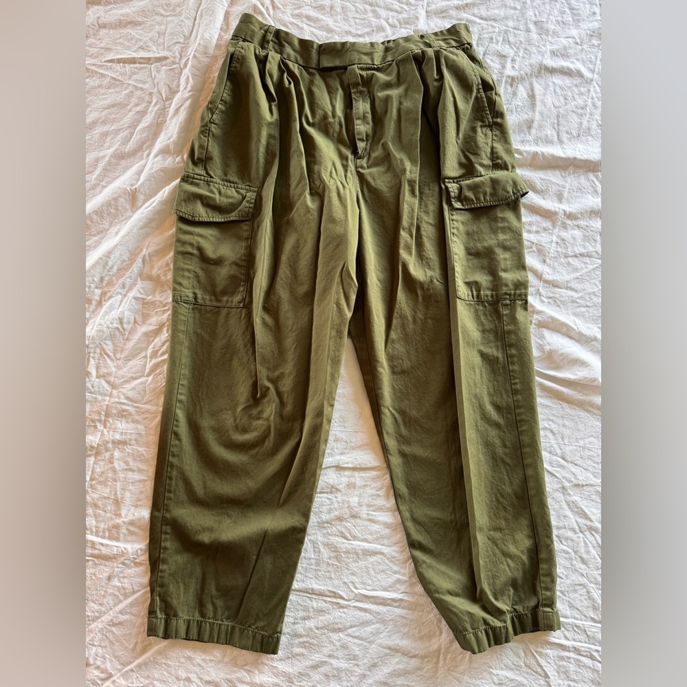 GAP Pleated Cargo Pants, Cypress Green, Size 16